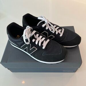 New Balance FIGS women’s shoes size 10